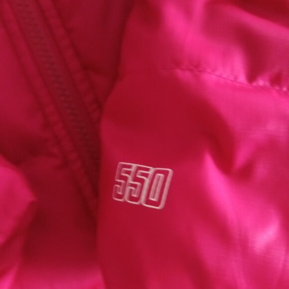 NIKE Youth Two-Tone Red Down Puffer Jacket with Removable Hood Size M - Picture 4 of 14